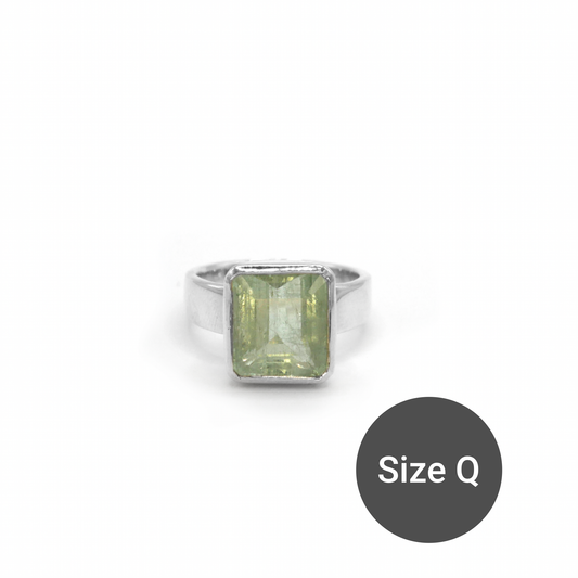 Pale Green Aquamarine Square Cinderella Ring